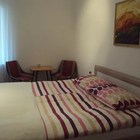 Zore Ungar Apartment *